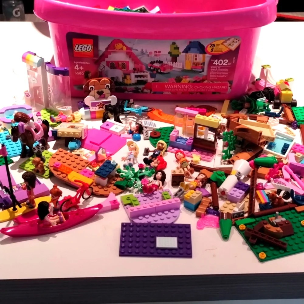Lego assorted Friends - Picture 1 of 3